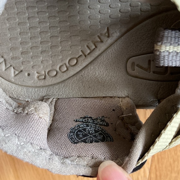 Women’s Keen Sandals Hiking Outdoor Anti Odor Shoes Washable Sandal Size 7.5 - Picture 7 of 13